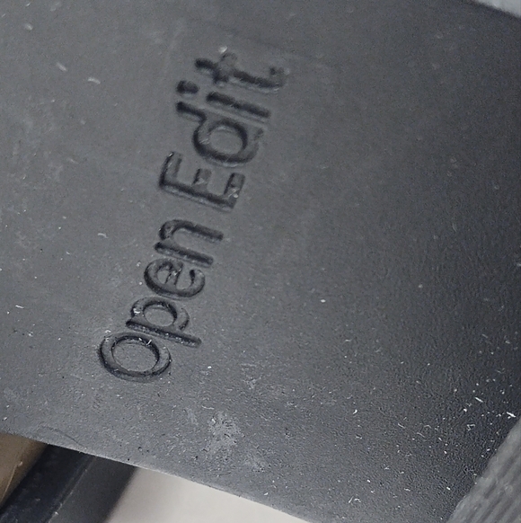 Open Edit Chelsea crocodile embossed elastic sides tan boots Size: 9M - Picture 6 of 7